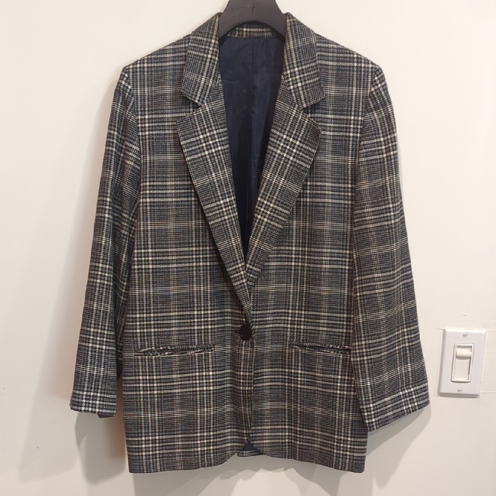 Classic Black and White Plaid Blazer